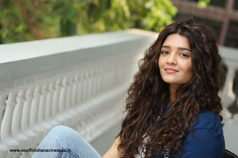 Ritika Singh Photos At Shivalinga Interview