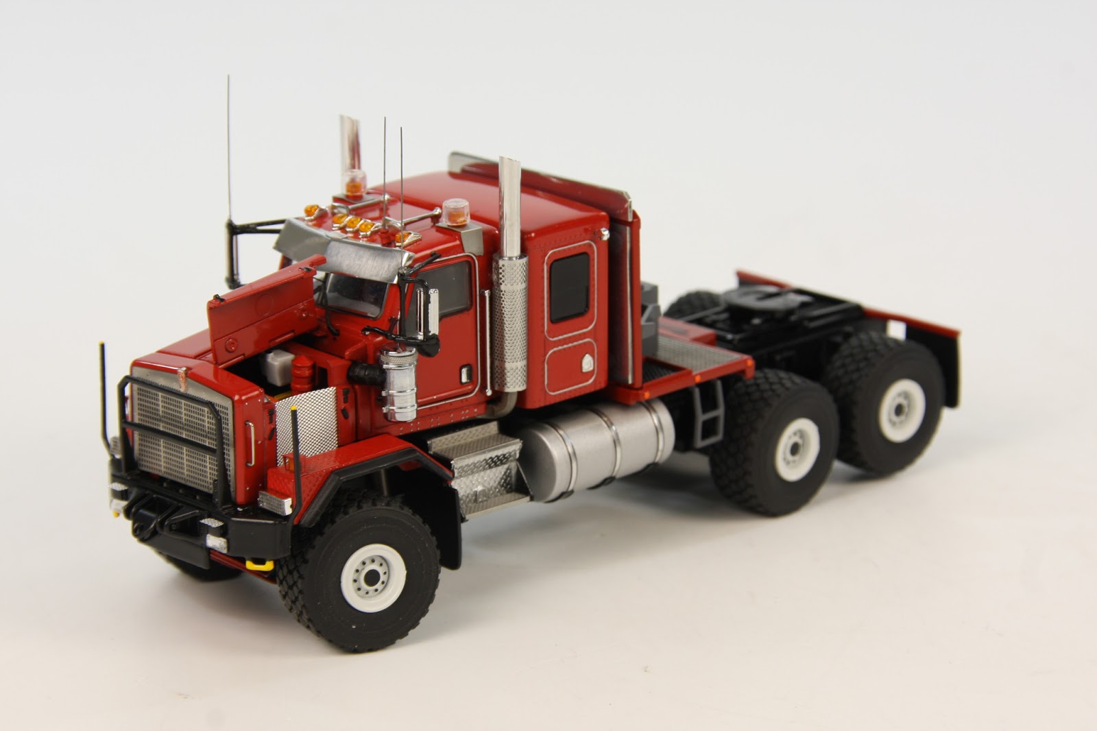 Chuck Sword DHS Diecast Blog