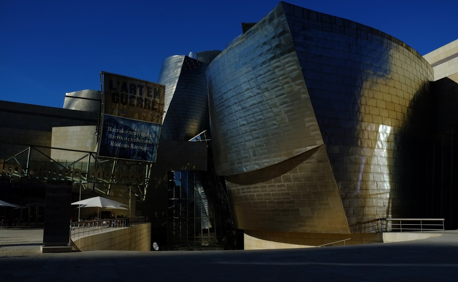 Vicente Escudero / DRAKMA66 MUSEO GUGGENHEIM, BILBAO