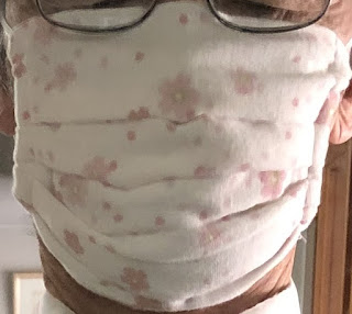 新型コロナウイルス感染症対策にと富山市で手作りして貰った御手製マスク