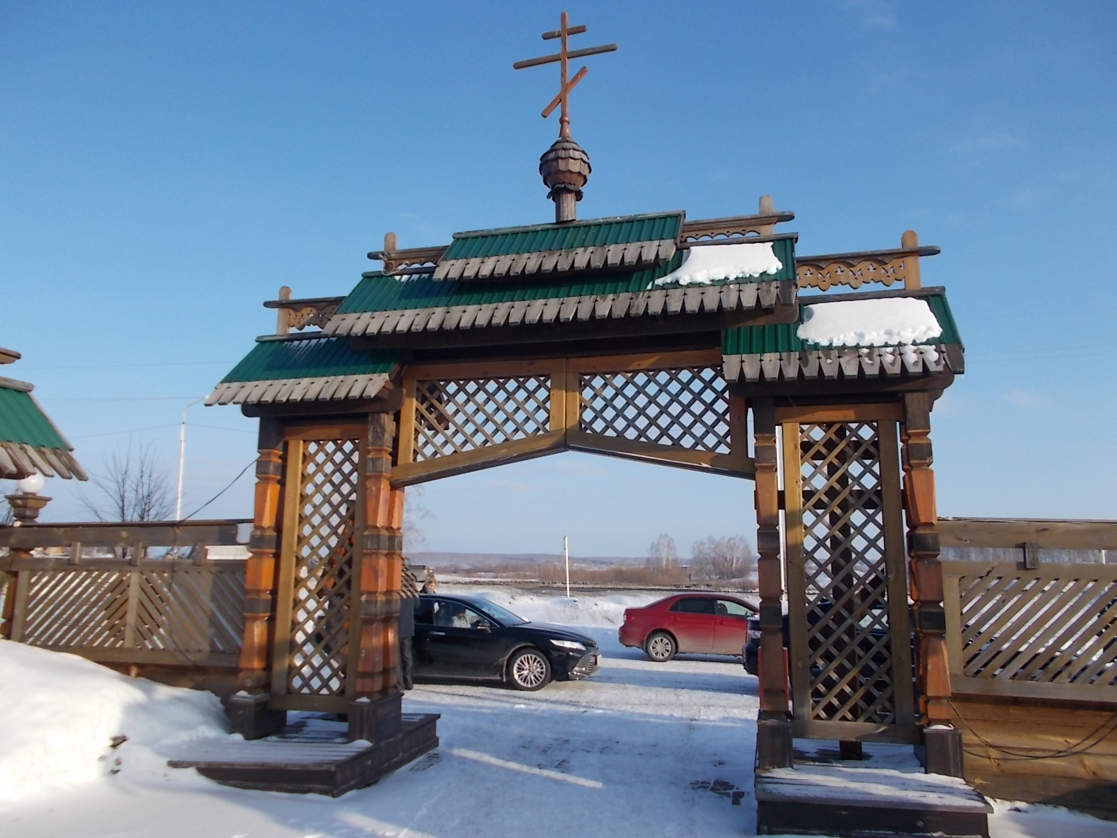 Мариинск храм трехпрестольный храм