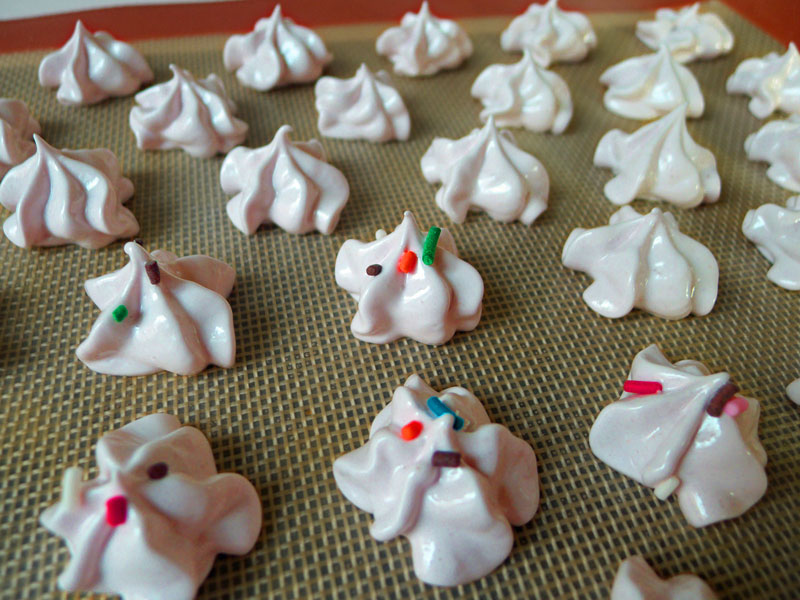 Cooking Weekends Peppermint Meringues