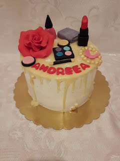 Tort aniversar fashion