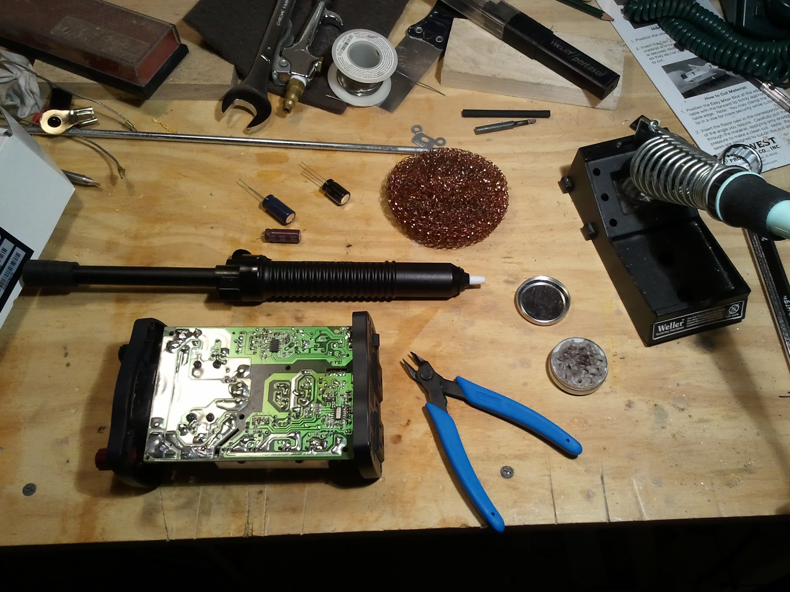 Tsaro Labs Home electronics repair Capacitor replacement for dummies