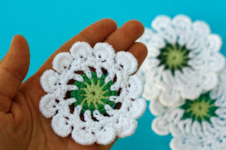 Hand crocheted dandelion flower applique by TomToy