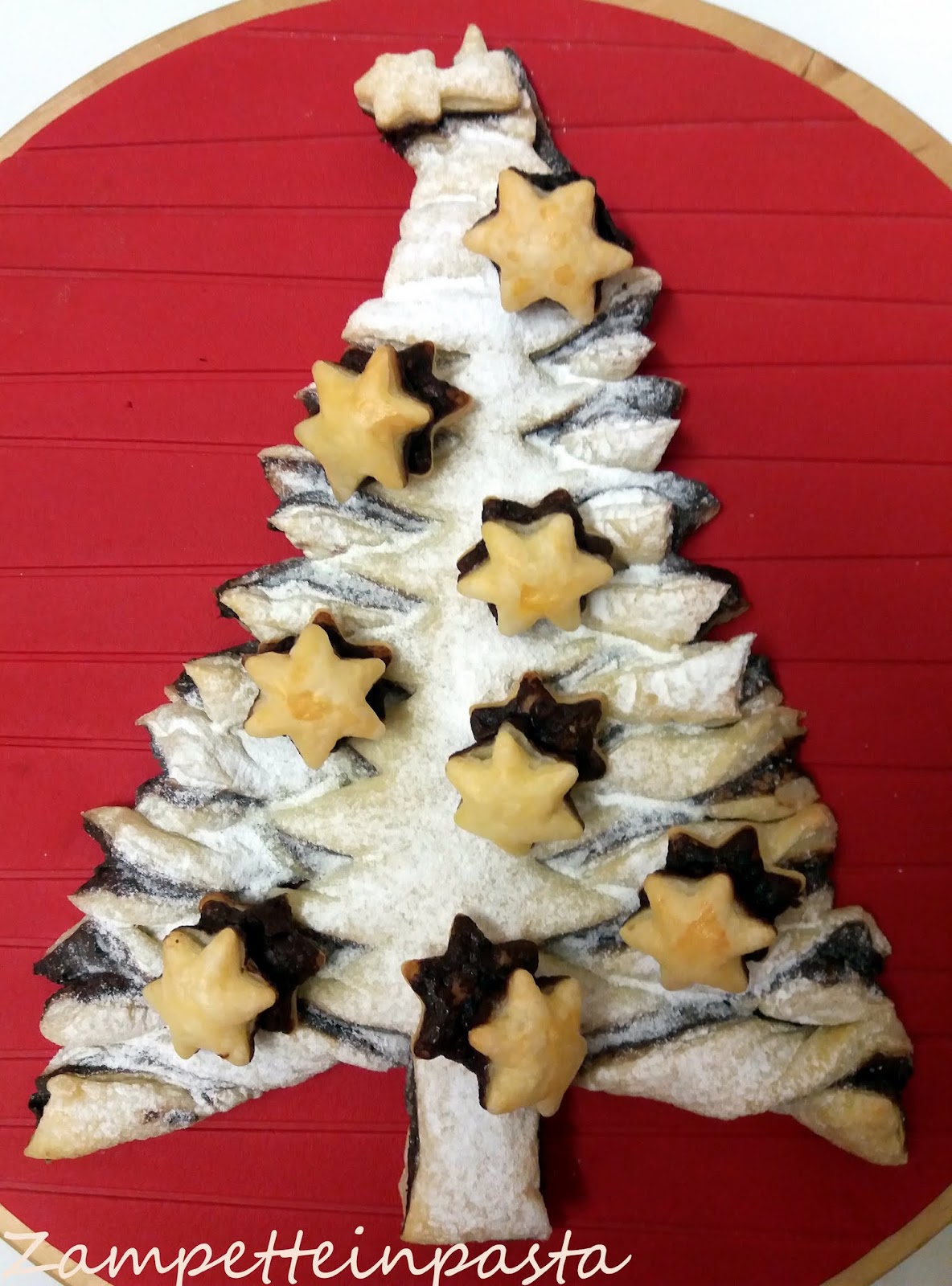 Albero Di Natale Pasta Sfoglia E Nutella.Zampette In Pasta Albero Di Pasta Sfoglia Alla Nutella