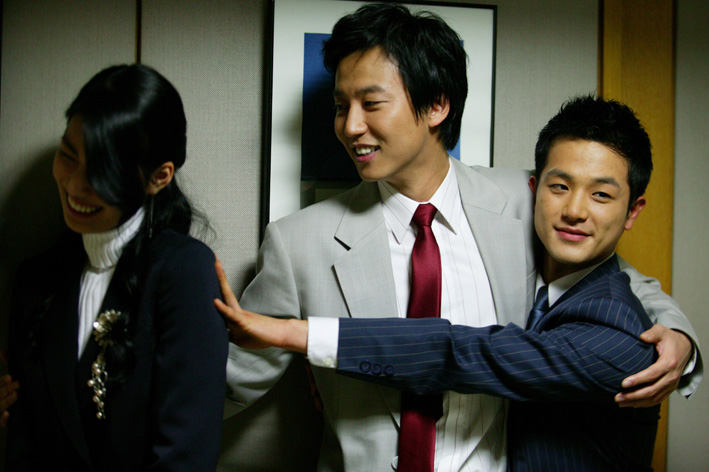 Без сожаления (2006). Отдаю без сожаления. Отдаю без сожаления. Без сожаления. Отдаю без сожаления.