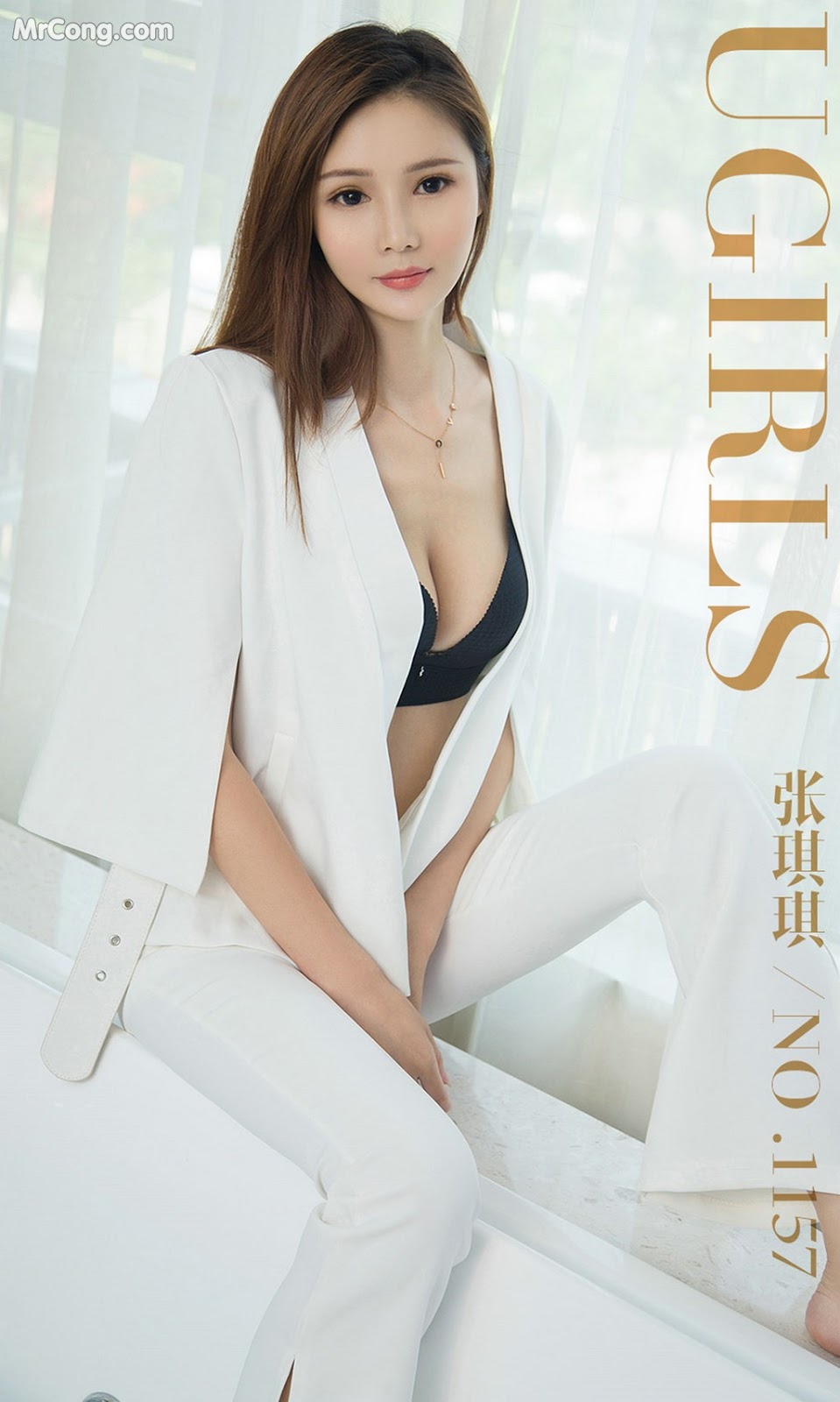 UGIRLS - Ai You Wu App No.1157: Model Zhang Qi Qi (张琪琪) (35 photos)