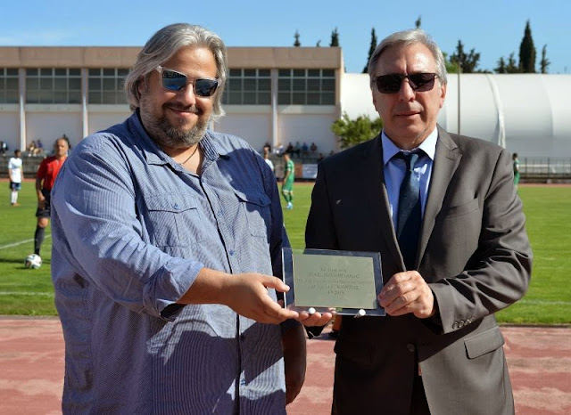 "Είμαστε εδώ με πράξεις"