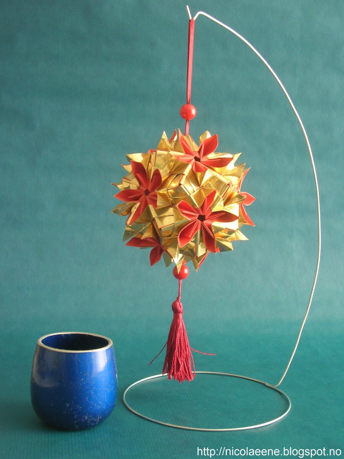 Nicolae Ene origami Double flower kusudama by Maria Sinayskaya