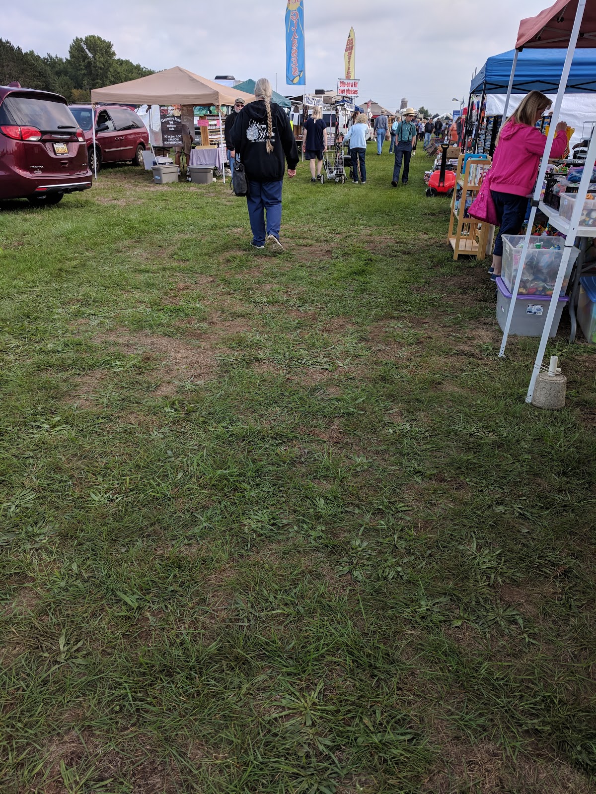 Bargain Hunting Treasure Seeker Amish Flea Market