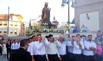 La Victoria de Málaga regresa a la Catedral para presidir la Novena en su honor La Victoria de Málaga regresa a la Catedral para presidir la Novena en su honor