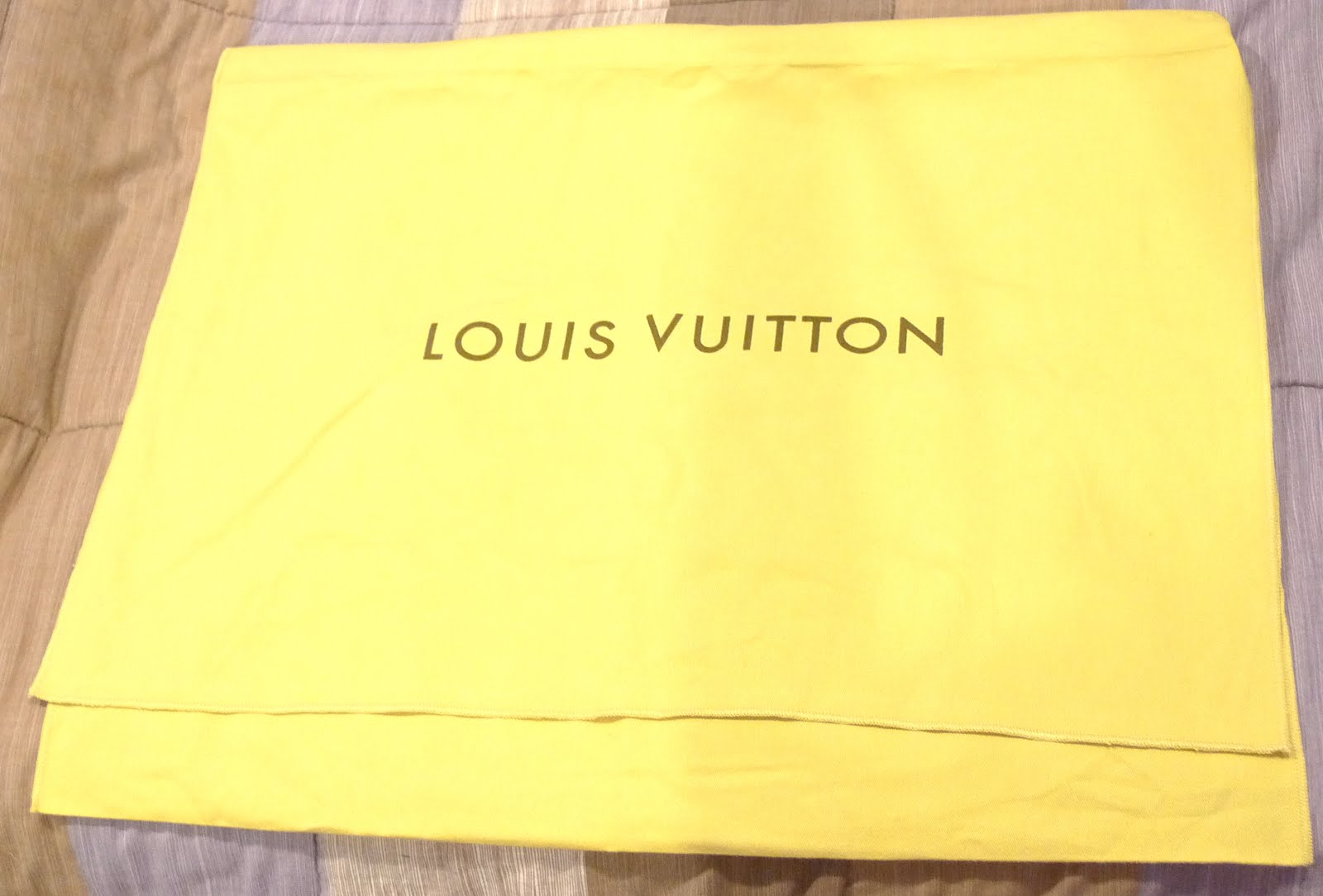 Louis Vuitton Neverfull Damier Azur MM review+Bag collection update ...