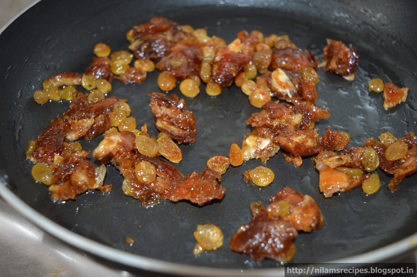 Dry Fruit Modak Recipe in Marathi ड्राय फ्रूट मोदक Nilam's Recipes