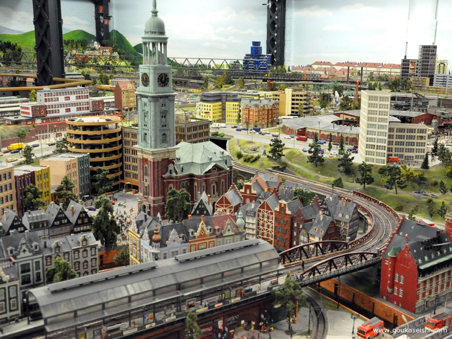 Miniatur Wunderland the world's largest model railway trendy train