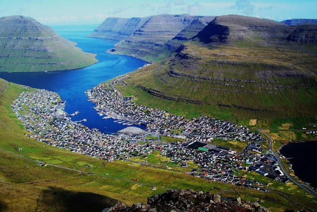 Resultado de imagem para Klaksvík