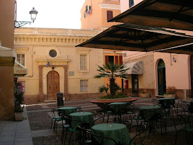 The Piazza Municipio in the historic centre of Alghero