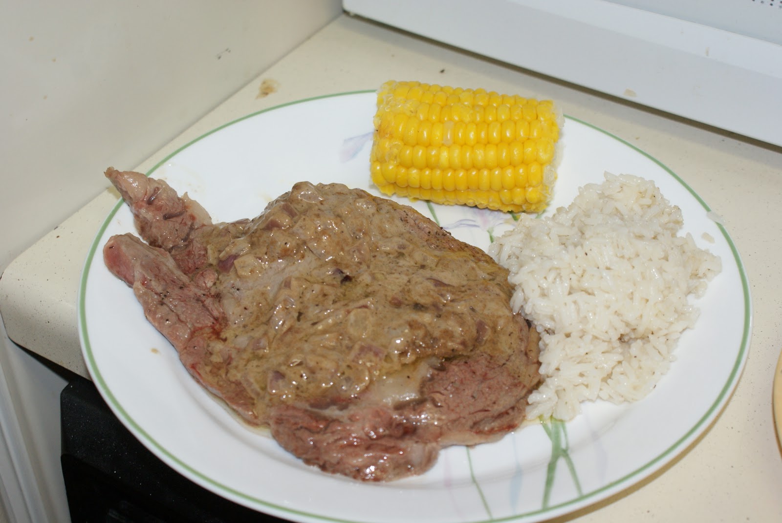 The Tiny Kitchen That Could: Whiskey Cream Sauce