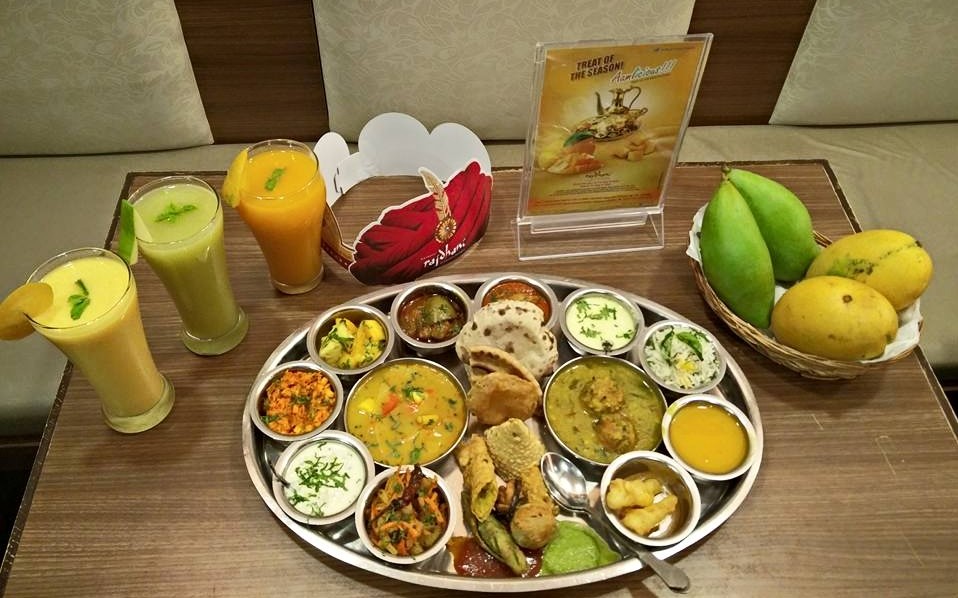 The Aamlicious Food Festival at Khandani Rajdhani Foodaholix