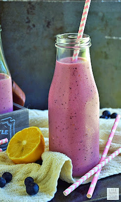 Very Berry Smoothie Recipe | by Life Tastes Good