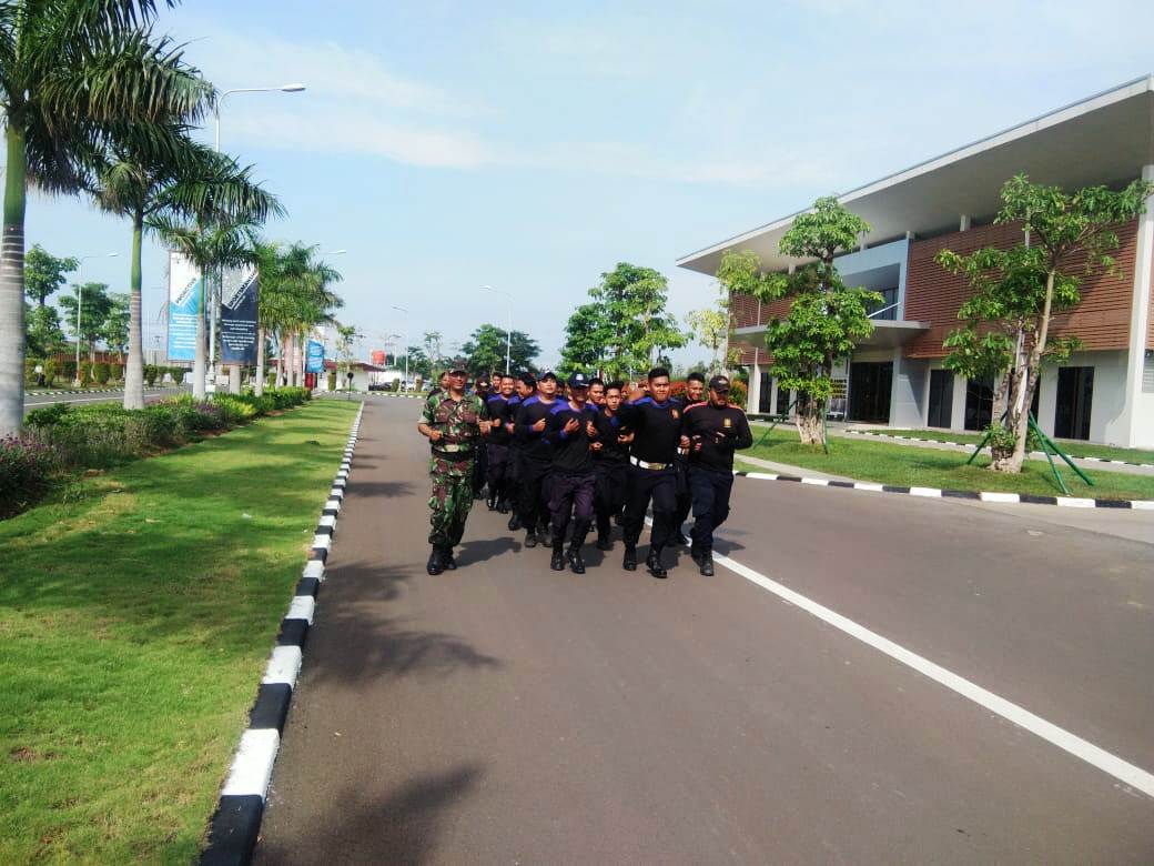 Memupuk Jiwa Korsa Security Berlari Dengan Sambil Bernyanyi