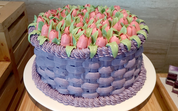 Tulip Buttercream Cake