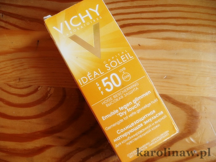 Vichy Ideal Soleil SPF 50 krem z filtrem idealny pod makijaż recenzja opinia działanie opis blog  review