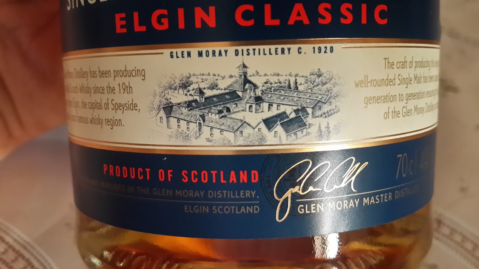 the overall artwork design is to me frankly cheap looking the use of single colour blue and bland display of glen moray on the label gives it a cut rate the overall artwork design is to me frankly cheap looking the use of single colour blue and bland display of glen moray on the label gives it a cut rate