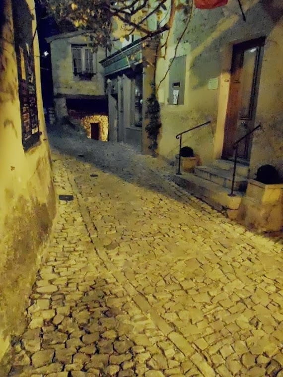 Nocturne à Séguret -  rue des Poternes