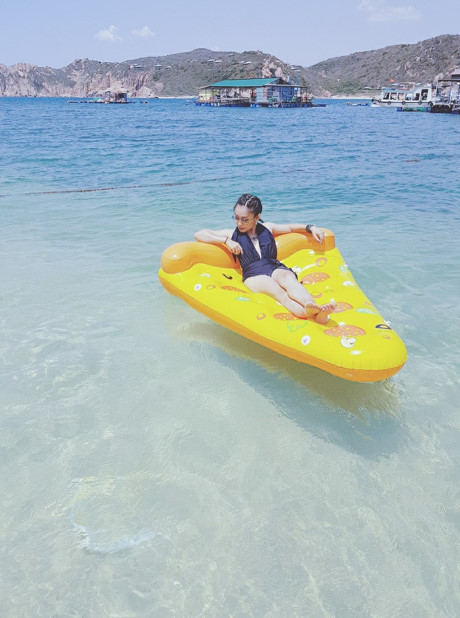 Ai cung phai co anh chup voi mon phu kien hot nhat mua he nam nay! - Anh 21