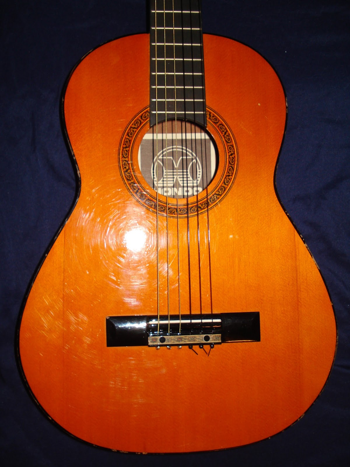 SoCal Gear Museum 1980s Hondo H314 Student Classical Guitar