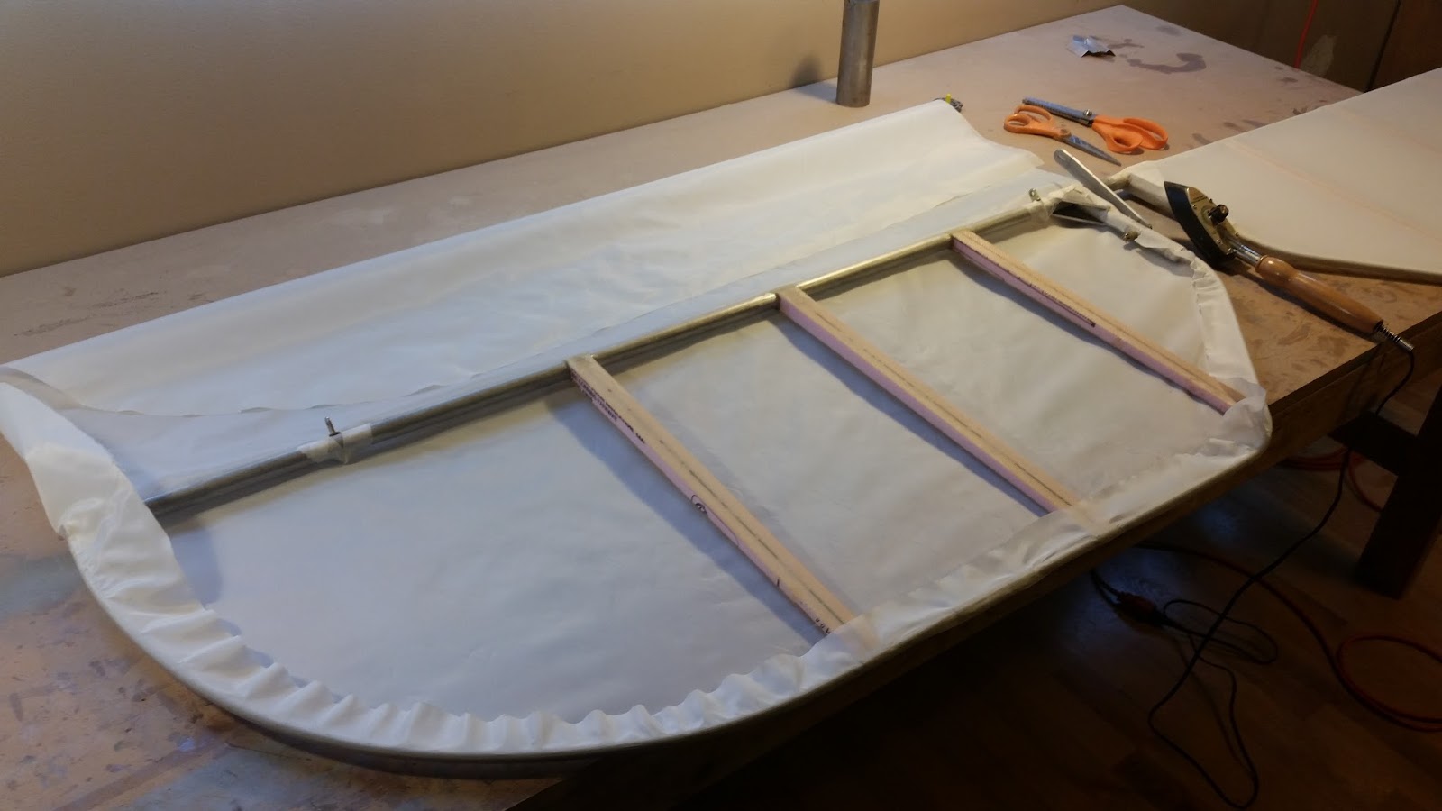 Building adventures of an Ultralight Glider Some simple covering