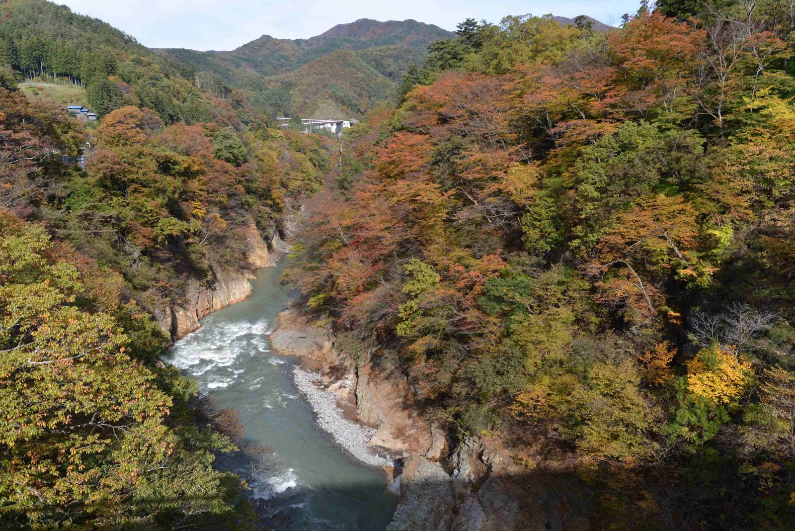 きた みた まけた 吾妻渓谷 紅葉 群馬県吾妻郡東吾妻町