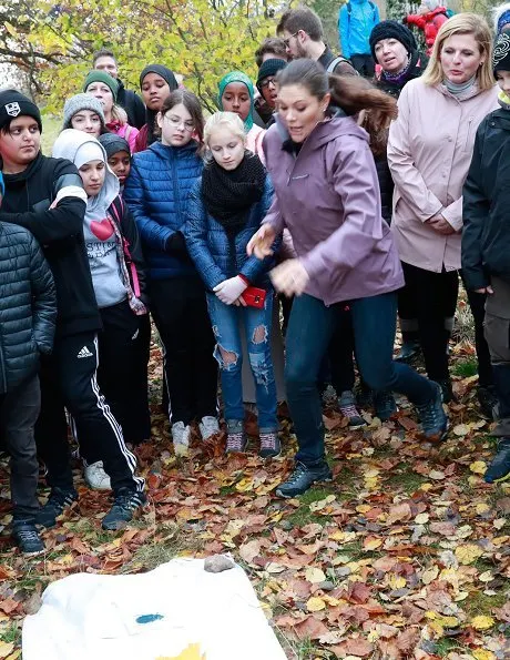 Crown Princess Victoria of Sweden visited Tinnerö Natural Reserve (Tinnerö Eklandskap) in Östergötland.