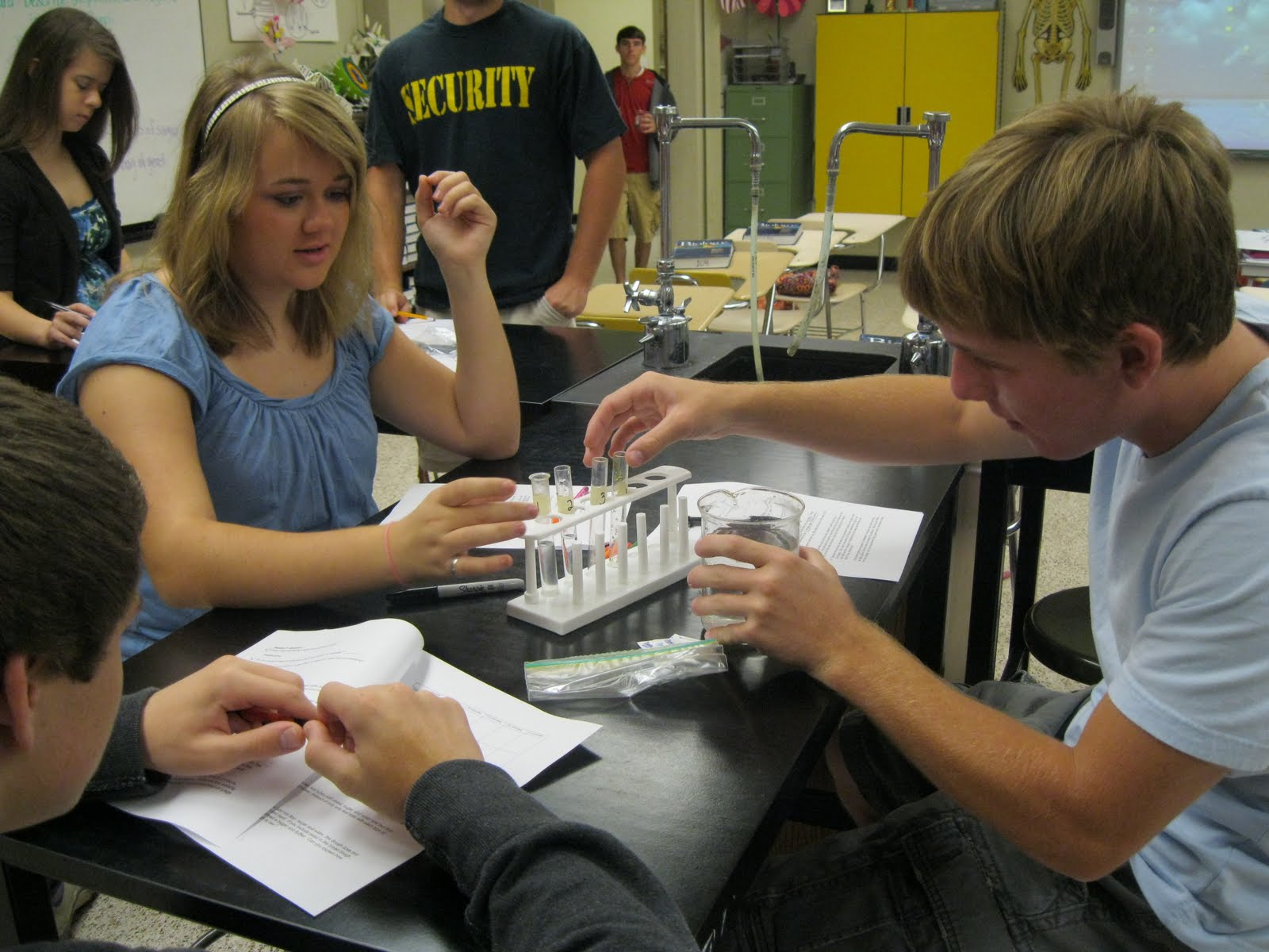 Mrs. Lawson's Biology Class Yeast Fermentation Lab