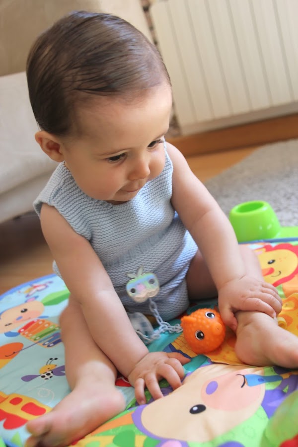 Diy tejer ropa de bebe pelele patrones gratis. Patrones lana y patrones punto.