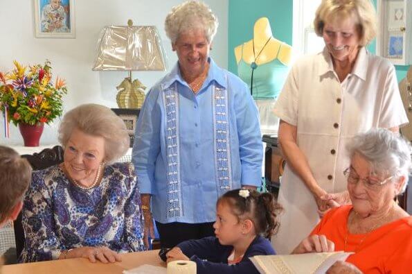 Princess Beatrix opened the Mary’s Point hiking trail in the new Mount Scenery National Park on Saba