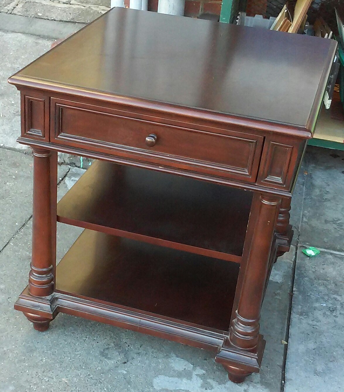 Uhuru Furniture Collectibles Sold Bargain Buy 21770