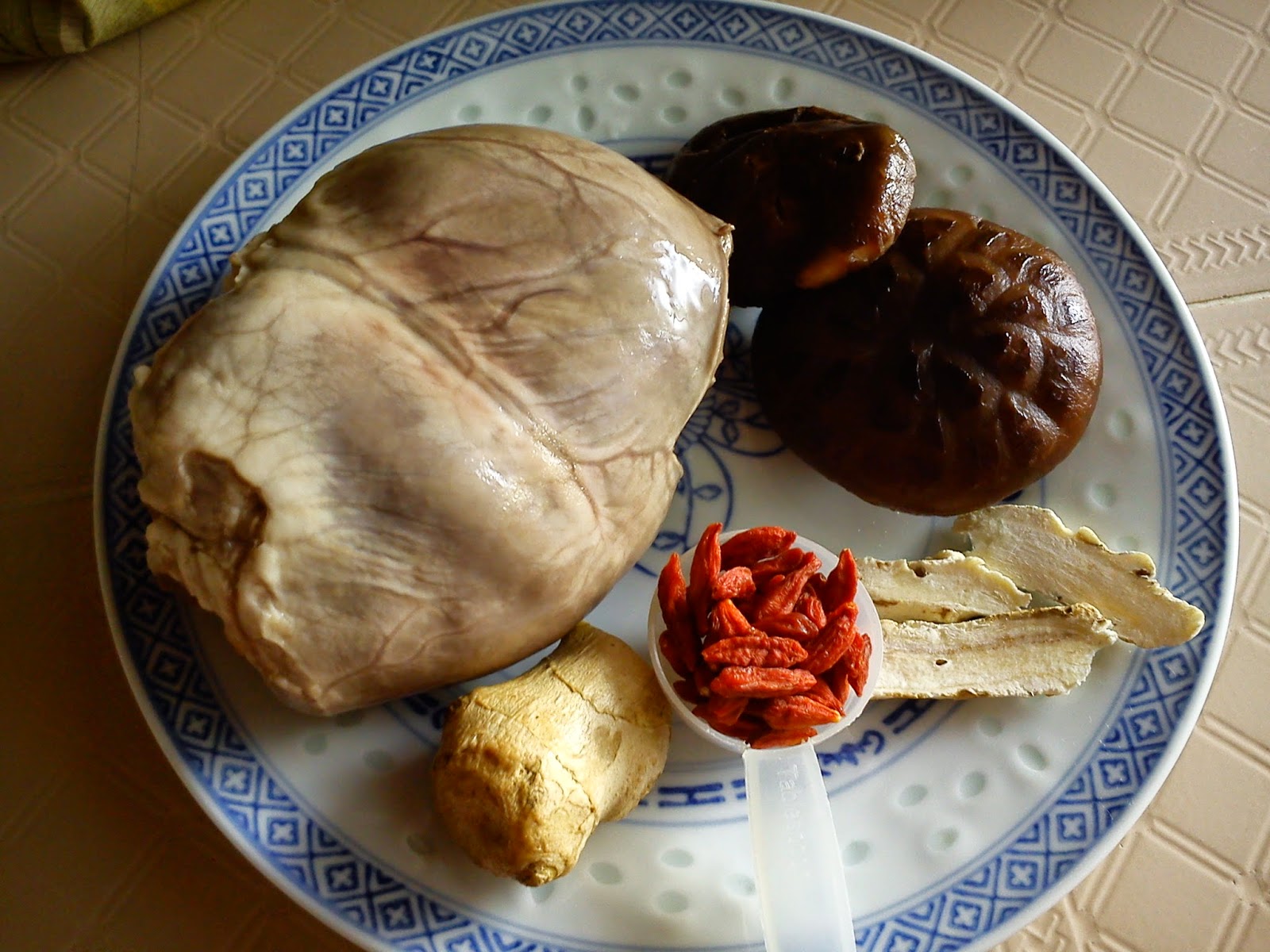 Cooking Pleasure EZCR 15 PIG HEART WITH DONG QUAI SOUP