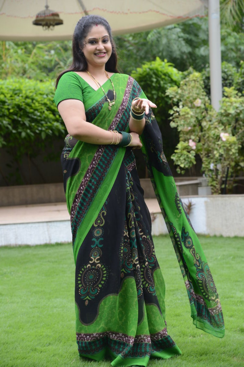 All Indian Beauties: Rassi Beautiful Photo Stills in Green Saree