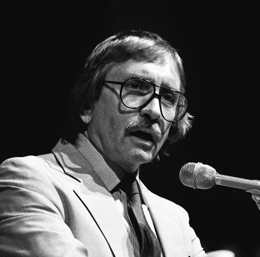   愛德華．阿爾比