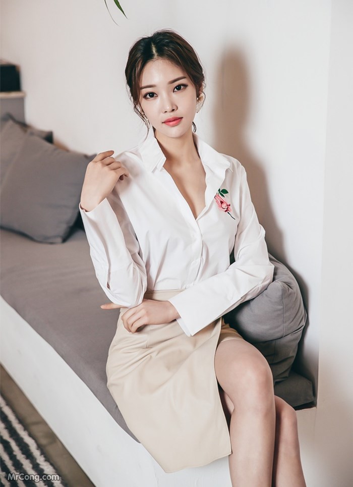 Beautiful Park Jung Yoon in a fashion photo shoot in March 2017 (775 photos) photo 30-4