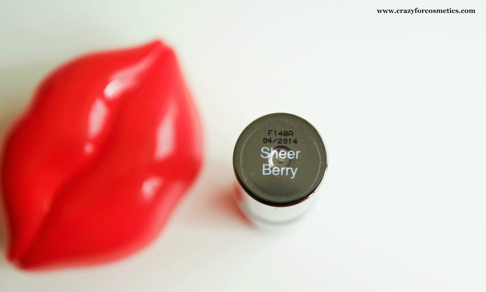 Everyday Wear Lipstick Lakme Absolute Creme Lipstick in Sheer Berry