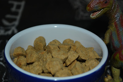 Oven-baked dry dog food