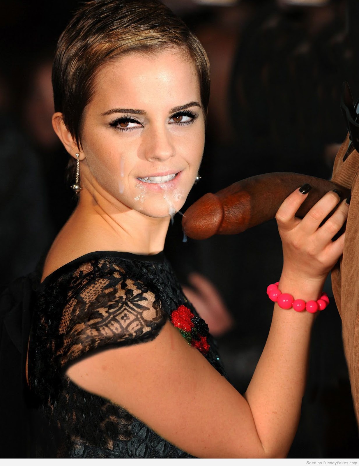 Celebrity Facials: Emma Watson.