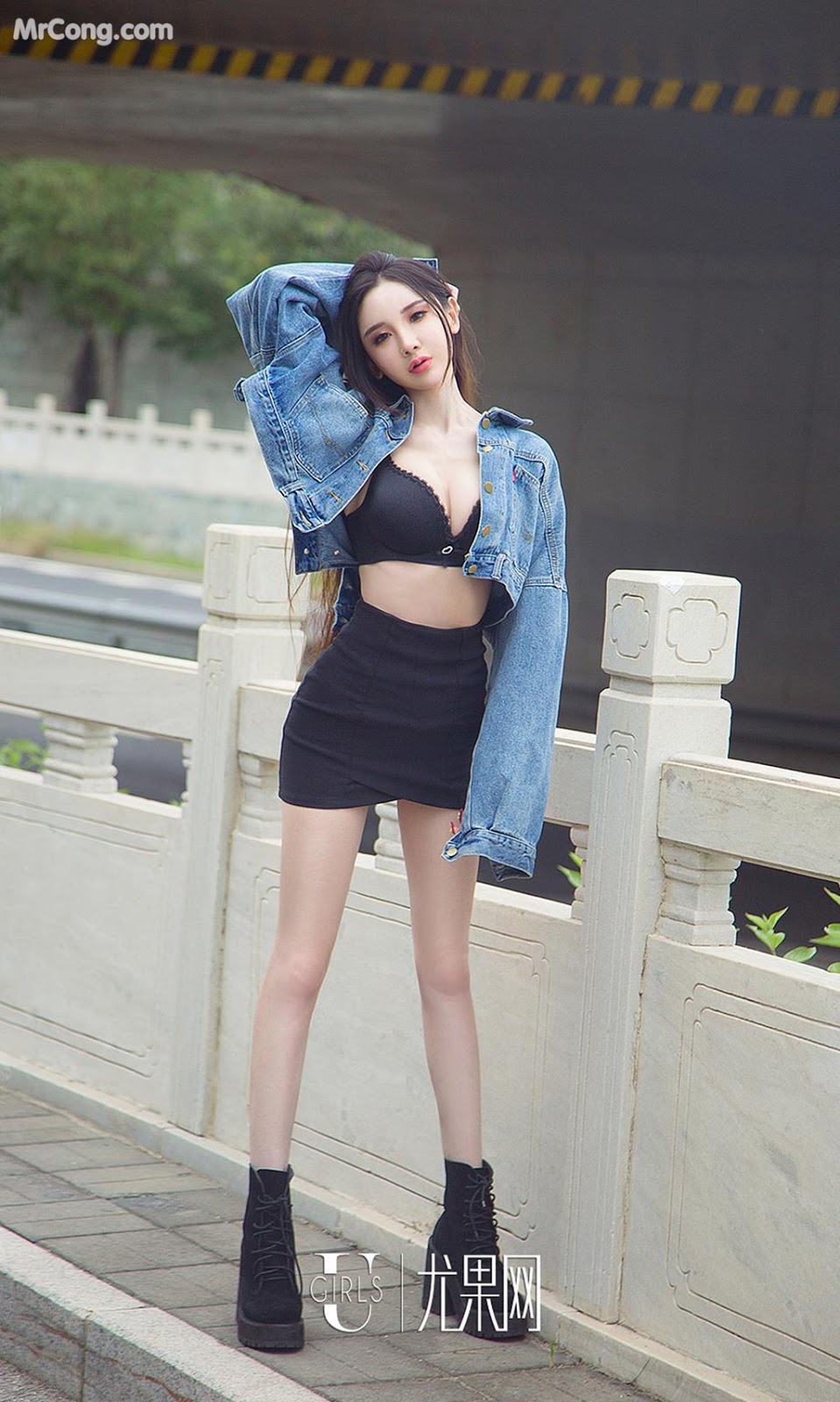 UGIRLS - Ai You Wu App No. 1238: Model A Yi Nu Er Wa Ya (阿依 努尔瓦娅) (35 photos)