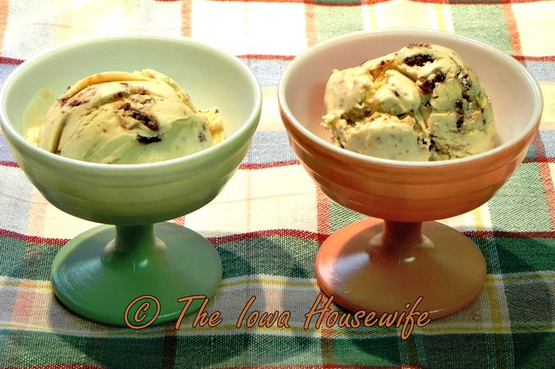 The Iowa Housewife English Toffee Ice Cream