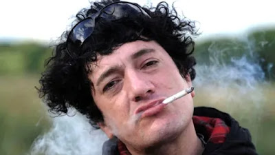 Sacaron una cucaracha viva del oído de “Pity” Álvarez.