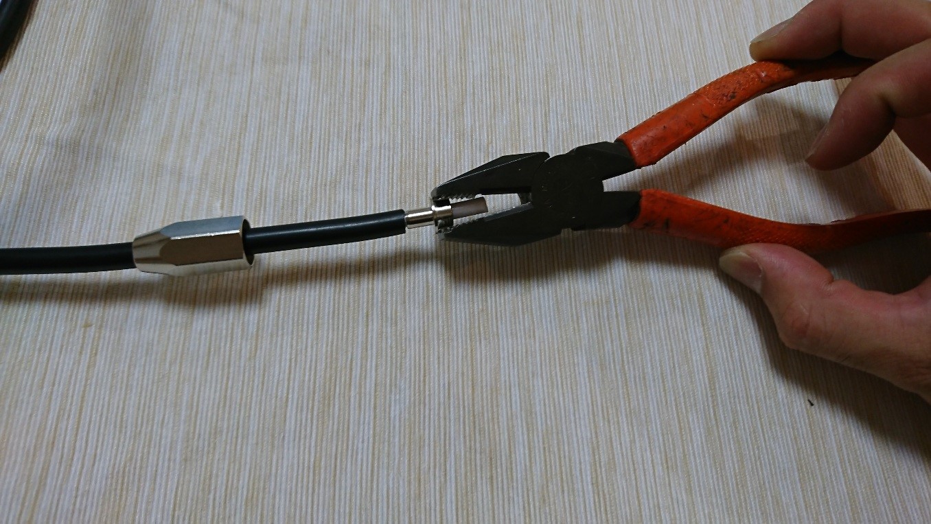 オヤイデ電気ショップブログ: S-5C-HFLのF型接栓の取りつけ方法