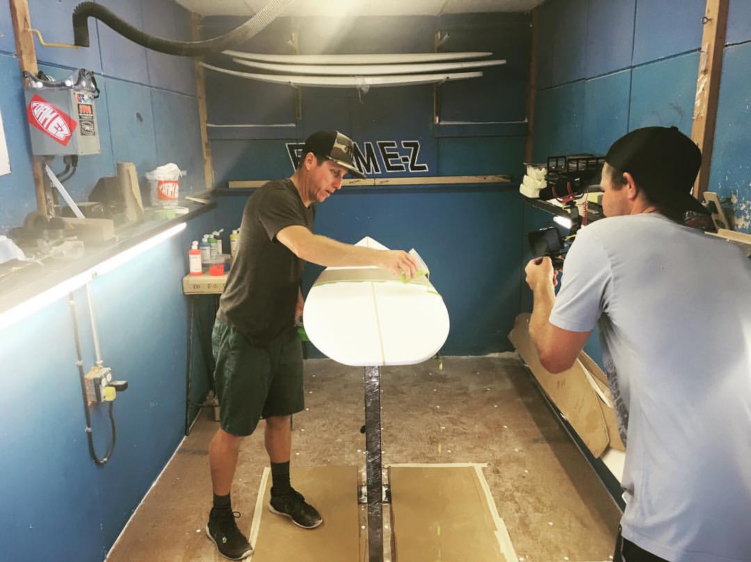 What The Blank??? Grind TV Board Shaping Demo Foam EZ